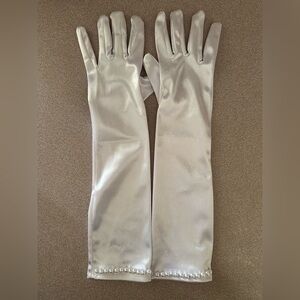 Girls White Formal Gloves